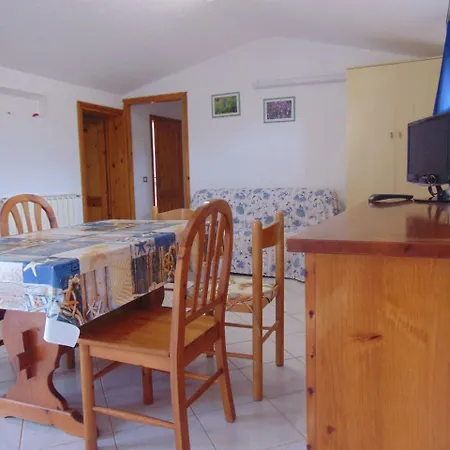 Gli Alberi * كابوليفيري