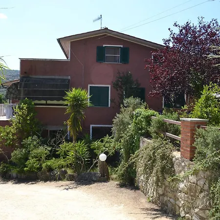 Gli Alberi Appartement